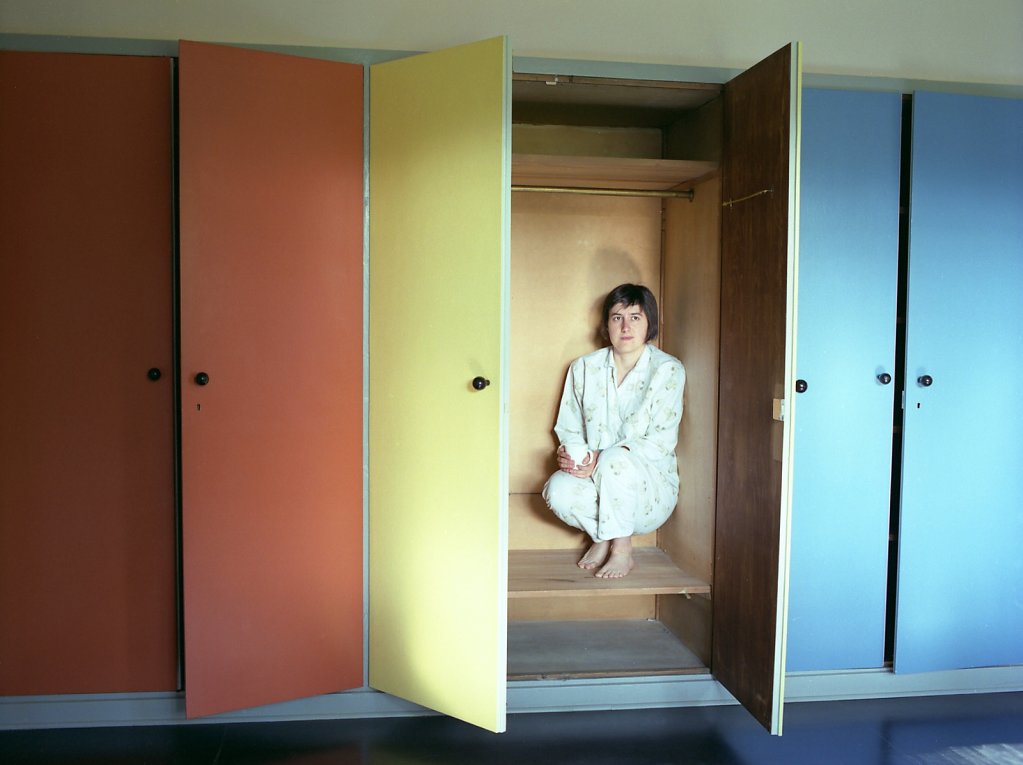 Dragana, Bauhaus-student and architect, bedroom, Masterhouse Muche/Schlemmer, Dessau, 06/06